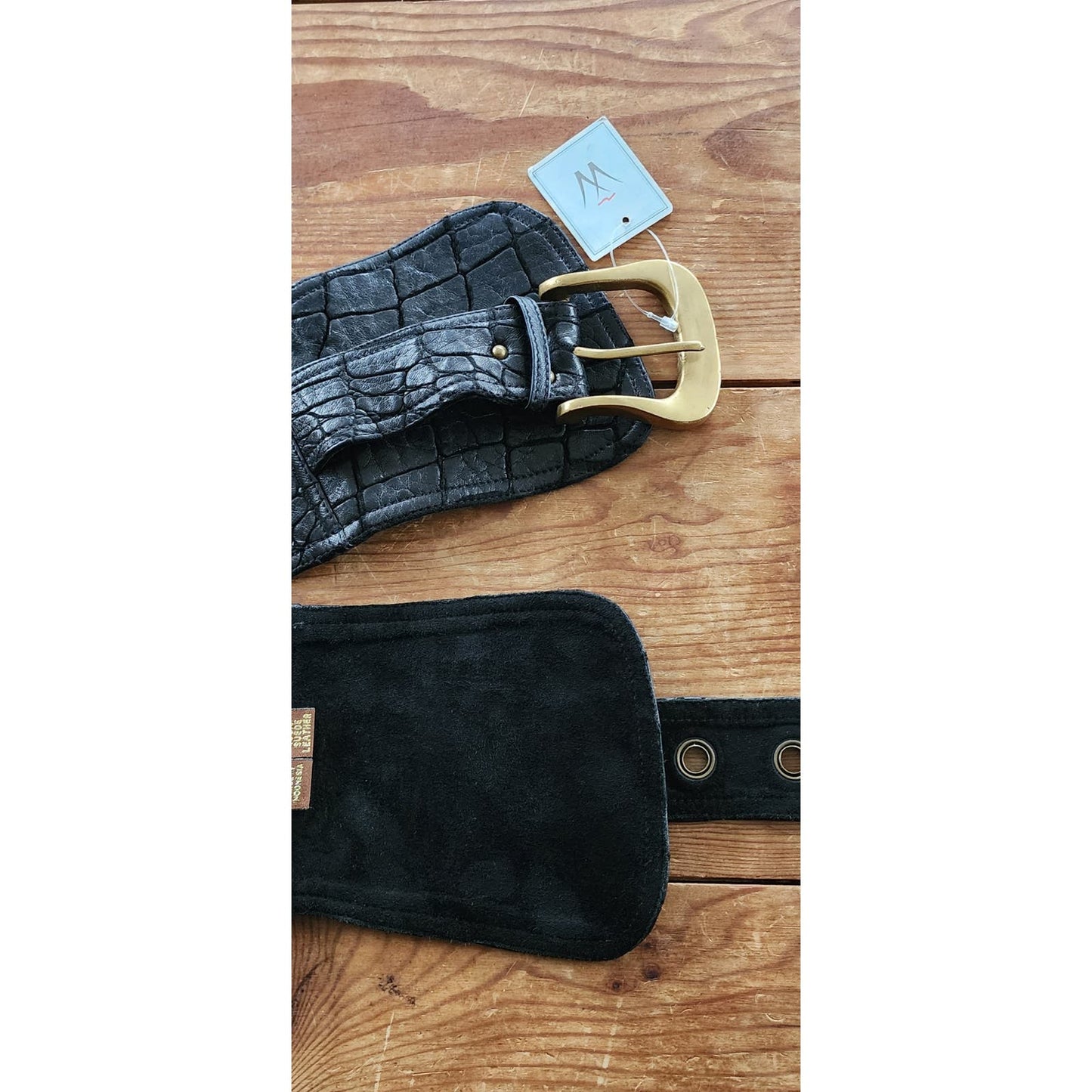 Vintage Wide Black Suede Belt Croc Embossed Chester NWT Deadstock