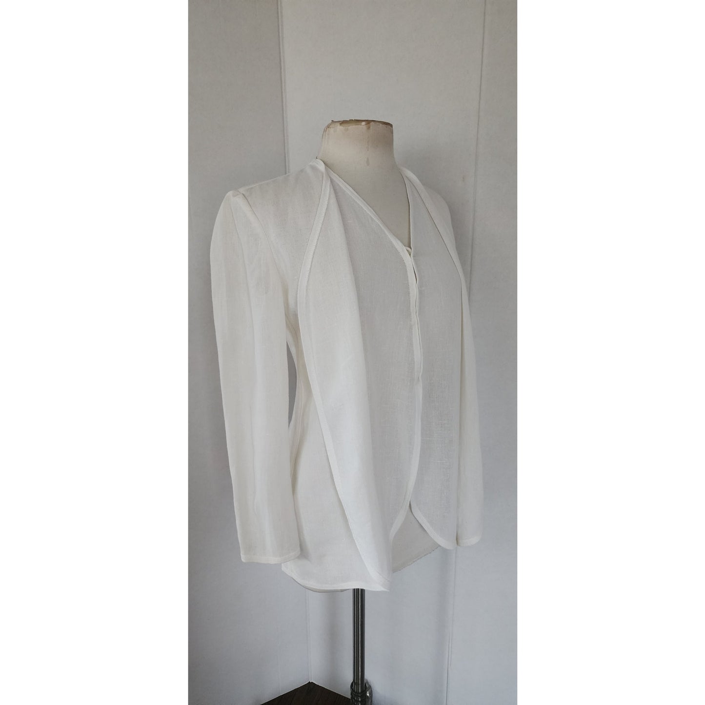 Vintage 90s GIORGIO ARMANI BLACK LABEL Jacket White Linen Blazer / Medium