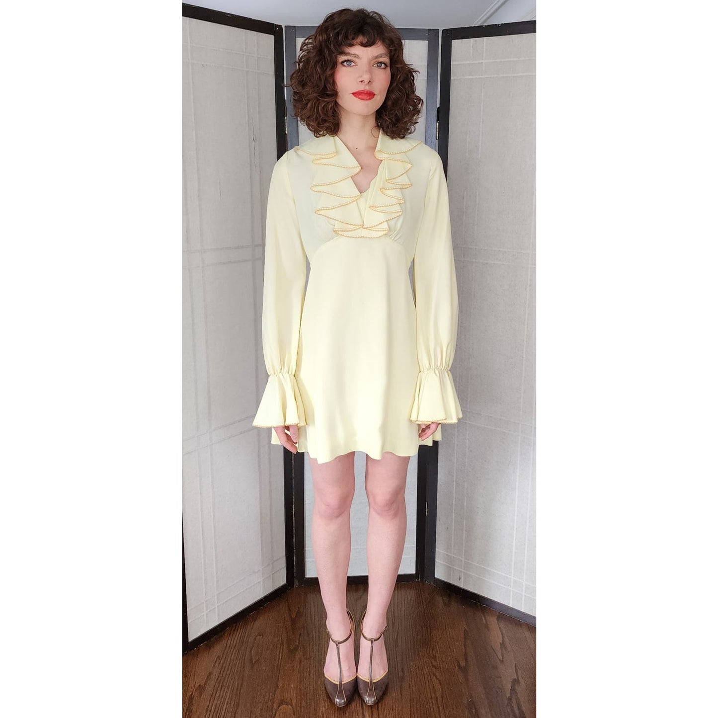 Vintage 60s Cream Mini Dress Ruffled Collar St Rogue