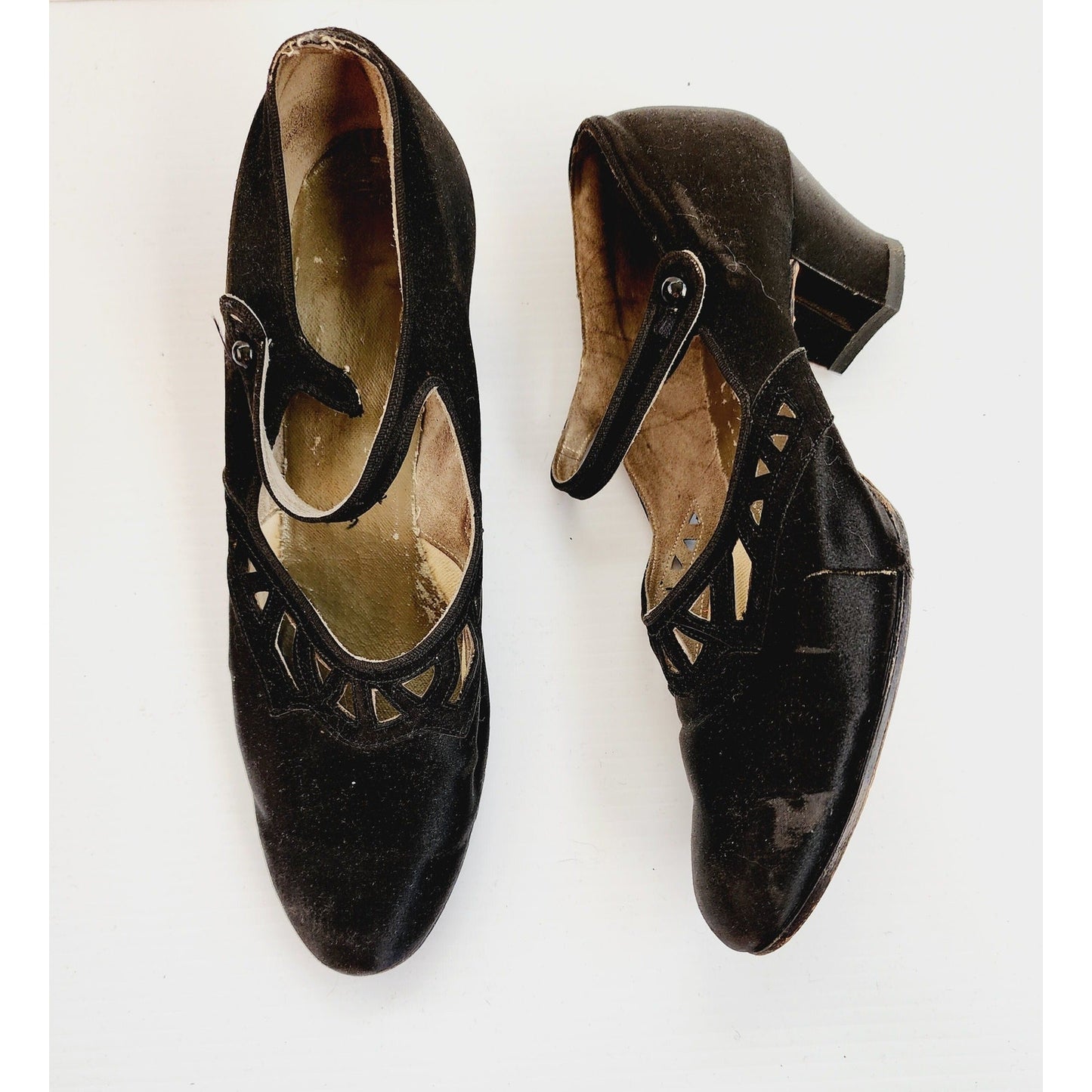 Vintage 20s Shoes Black Satin Mary Janes Size 6 AS IS