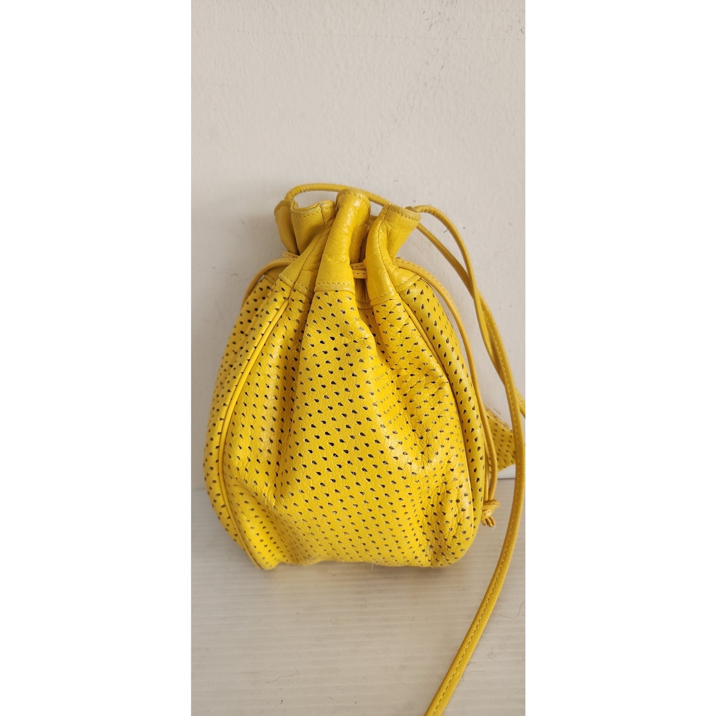 Vintage 80s Shoulder Bag Yellow Leather Crossbody