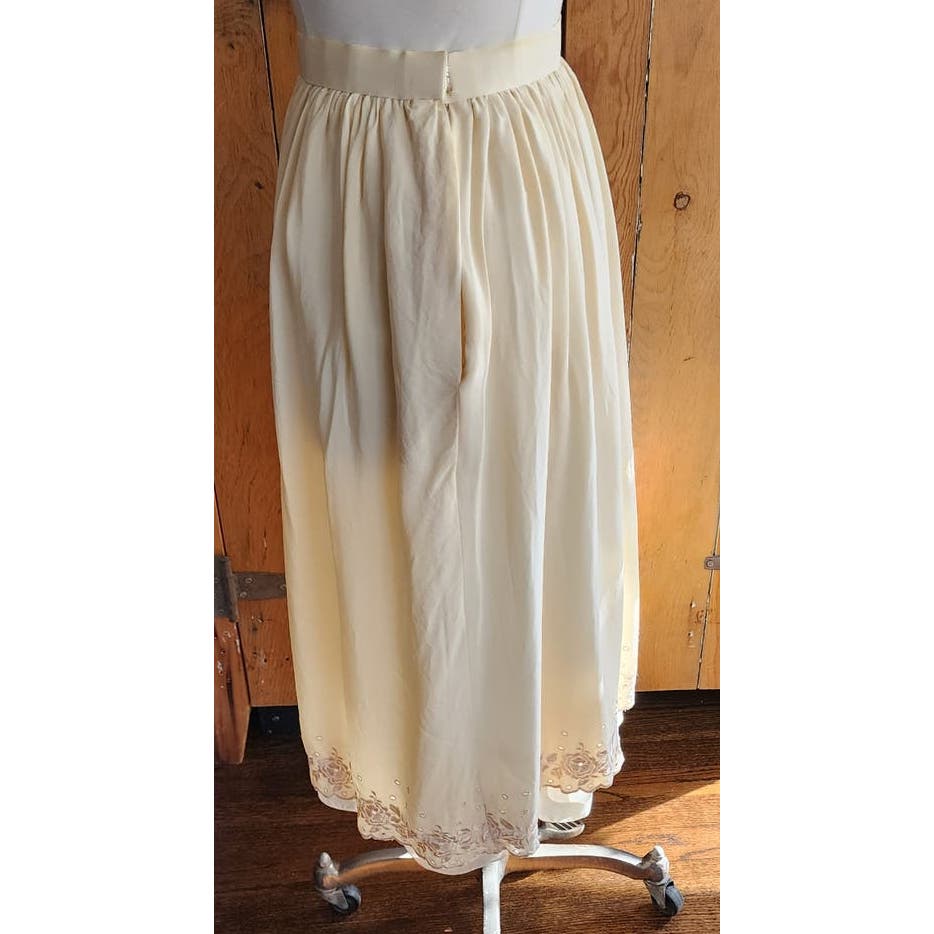 Vintage 70s Oscar de la Renta Cream Silk Skirt Eyelet Lace