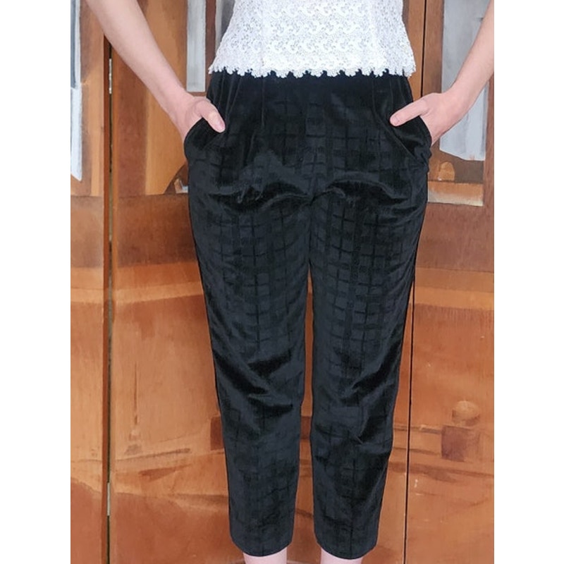 Vintage 60s Black Velvet Pants Ankle Length w/Pockets XS