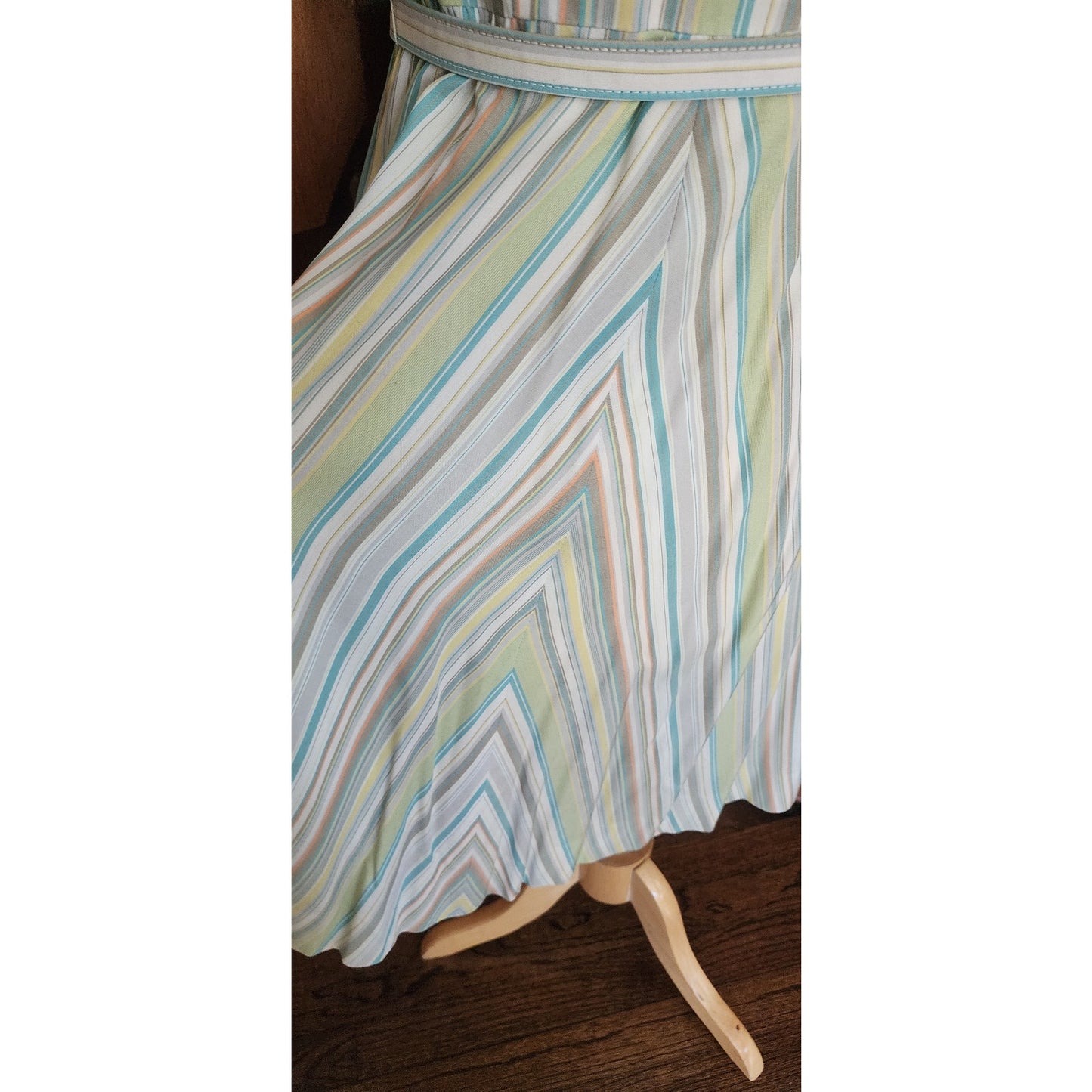Vintage 40s 50s Pastel Green Blue Striped Day Dress w/Pocket & Belt Short Sleeves