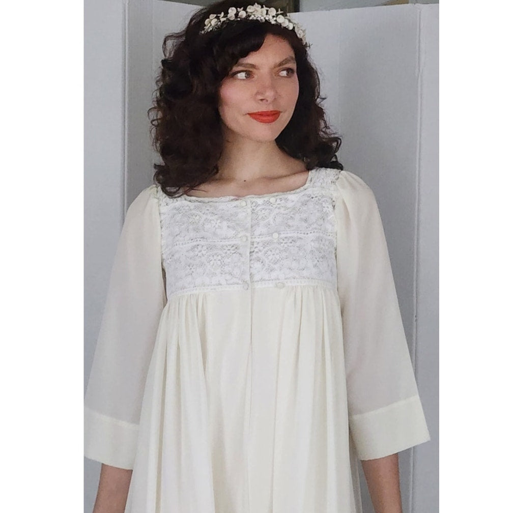 Vintage 70s Peignoir Cream Lace Robe & Long Slip Dress Iris Lingerie