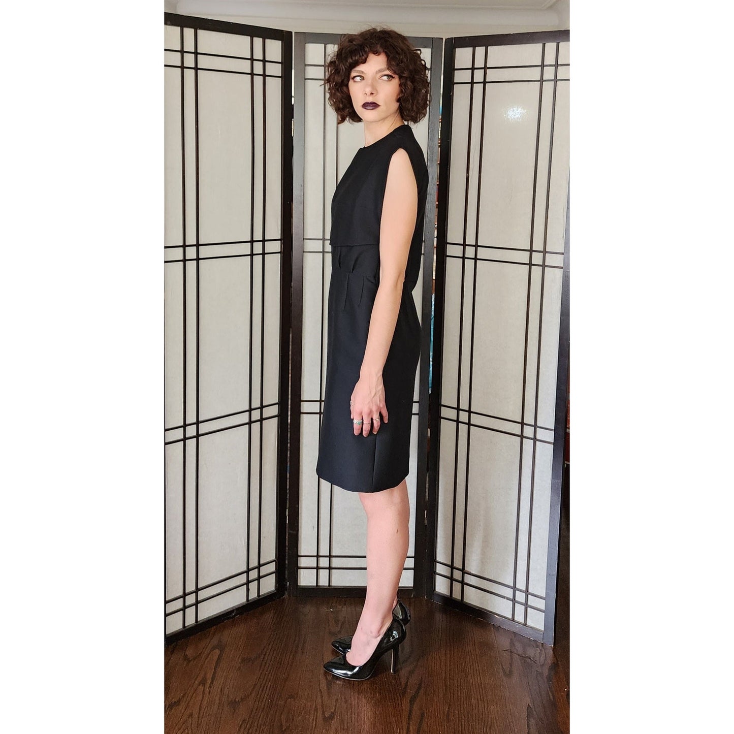 Vintage 60s Black Mod Dress in Tailored Wool, Sleeveless, M