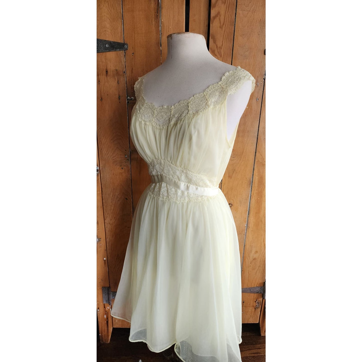 Vintage 50s Yellow Slip Dress 38 Nylon Lace Vanity Fair