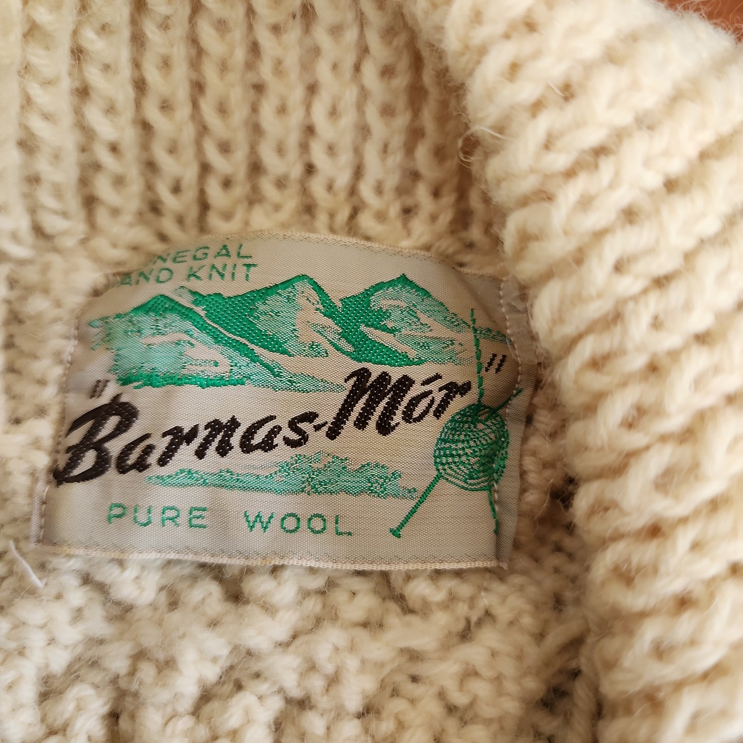 60s Irish Sweater Cardigan Barnas-Mor Cream Wool Donegal Handknit NWT