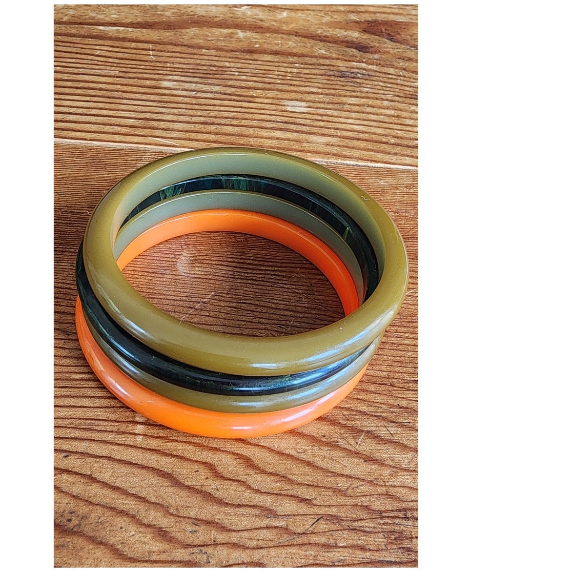 Vintage Bakelite Bangles Set of 4 Bracelets Spacers Three Inch Diameters