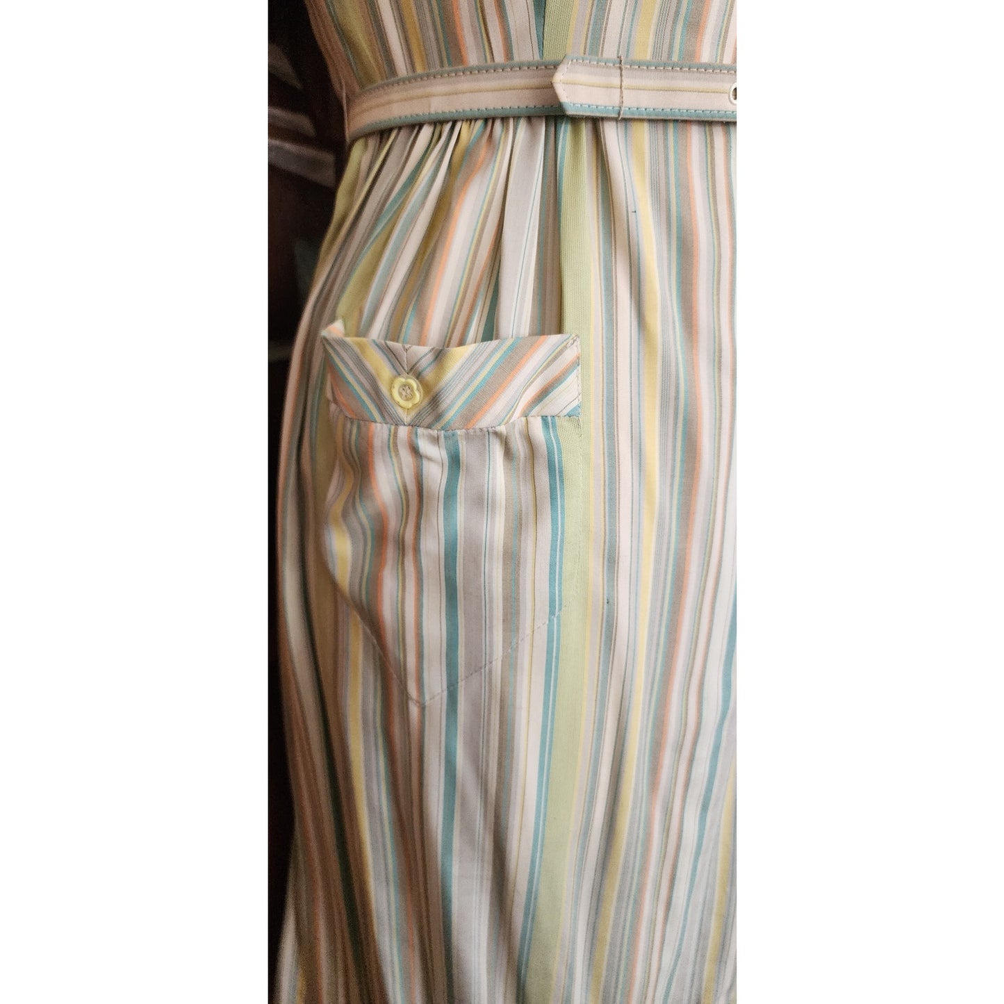 Vintage 40s 50s Pastel Green Blue Striped Day Dress w/Pocket & Belt Short Sleeves
