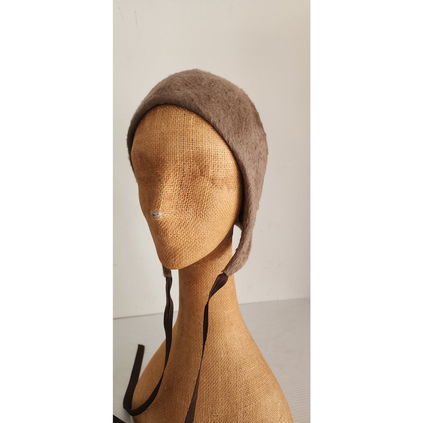 Vintage 60s Brown Bonnet Hat Mod Style Peck & Peck