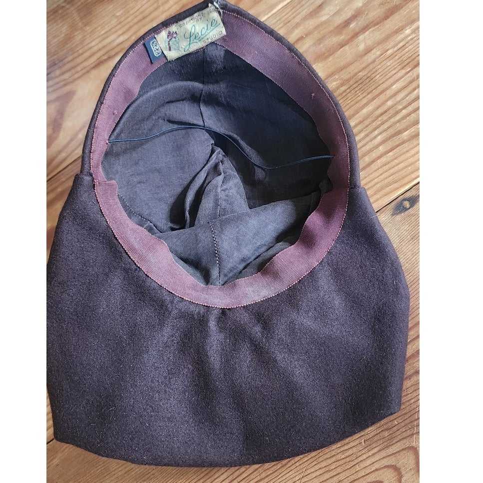 Vintage 1940s Brown Hat Tall Sculpted Tilt w/Front Bow Lecie Studio