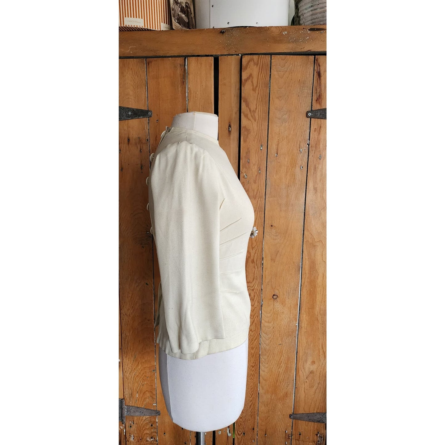 Vintage 40s Cream Top Green Leaf Applique