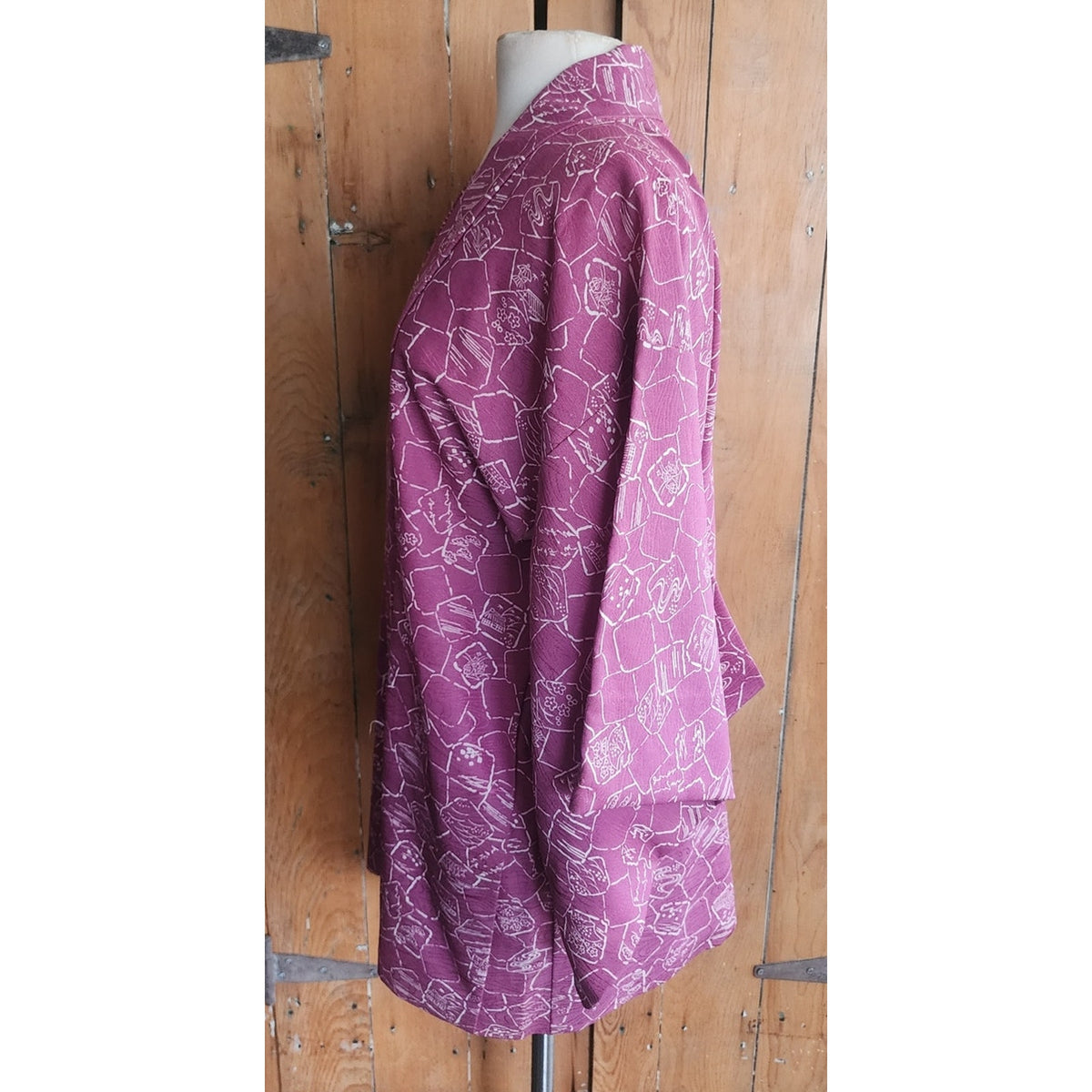 Vintage Japanese Jacket Kimono Haori Style Mauve Pink Purple White Silkprint