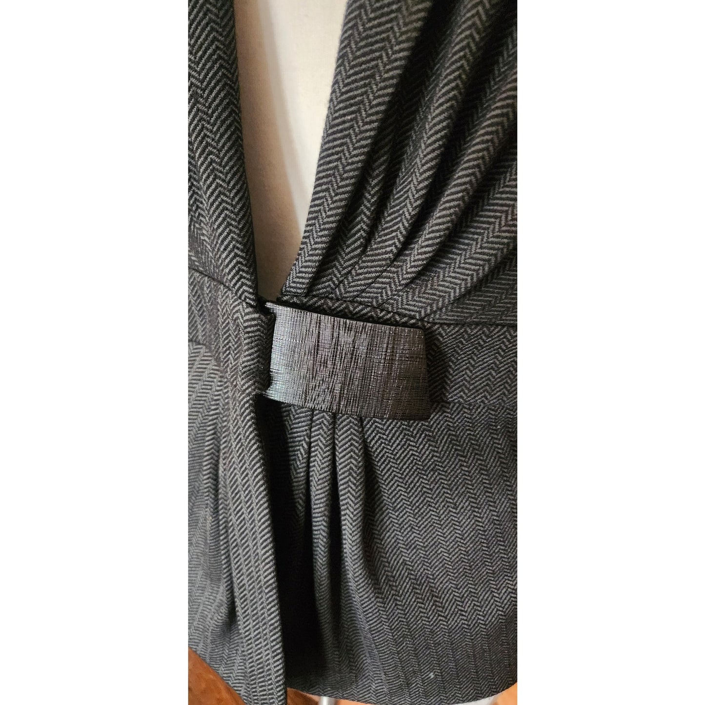 Vintage 2000s Armani Blazer Gray Herrinbone Wool Fitted Jacket Buckle Closure