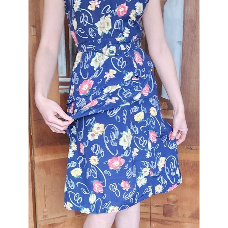 Vintage 40s Rayon Print Midi Dress Dark Blue Floral w/Belt & Diagonal Peplum