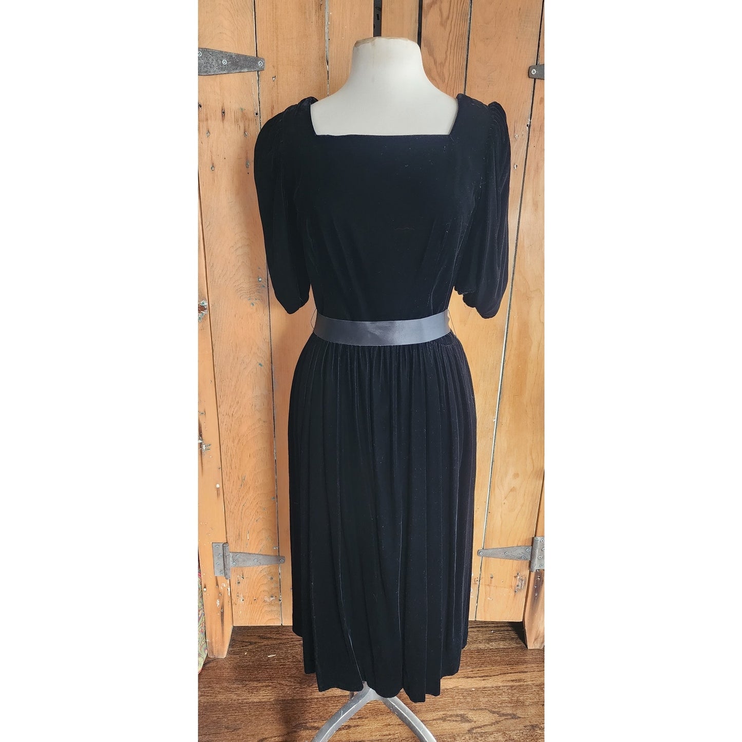 Vintage 80s Black Velvet Party Dress Puffed Sleeves Kappi I Magnin