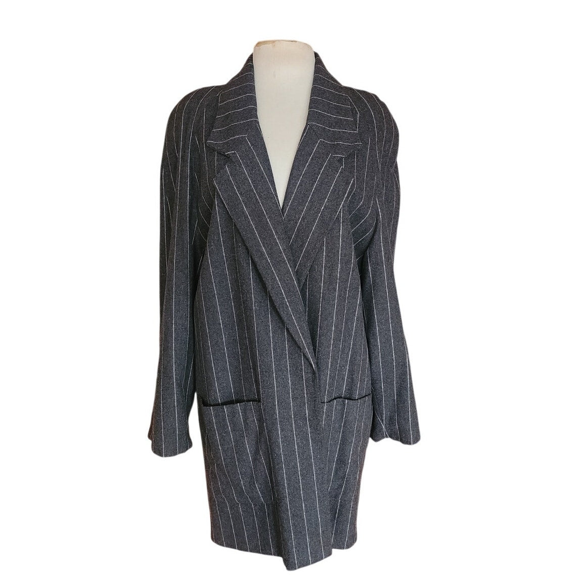 Vintage 80s Oversized Blazer Gray Pinstriped Long Jacket / L