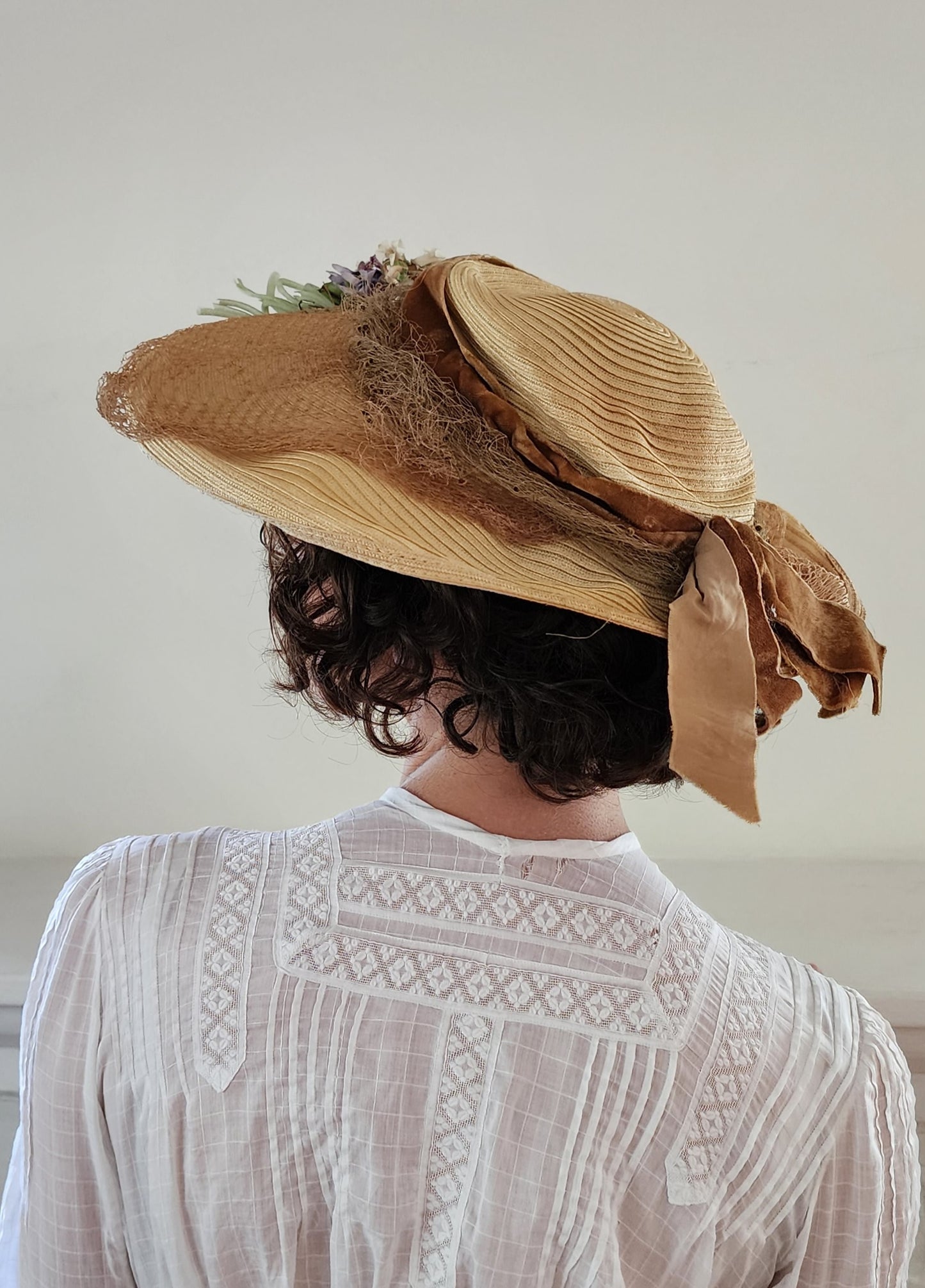 30s Beige Straw Summer Hat - Wide Brimmed with Veil and Flowers