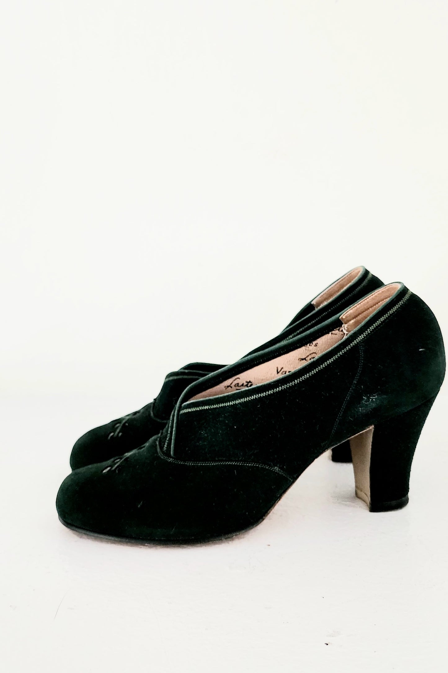40s Green Suede Shoes High Heel Pumps by Walk Over size 5
