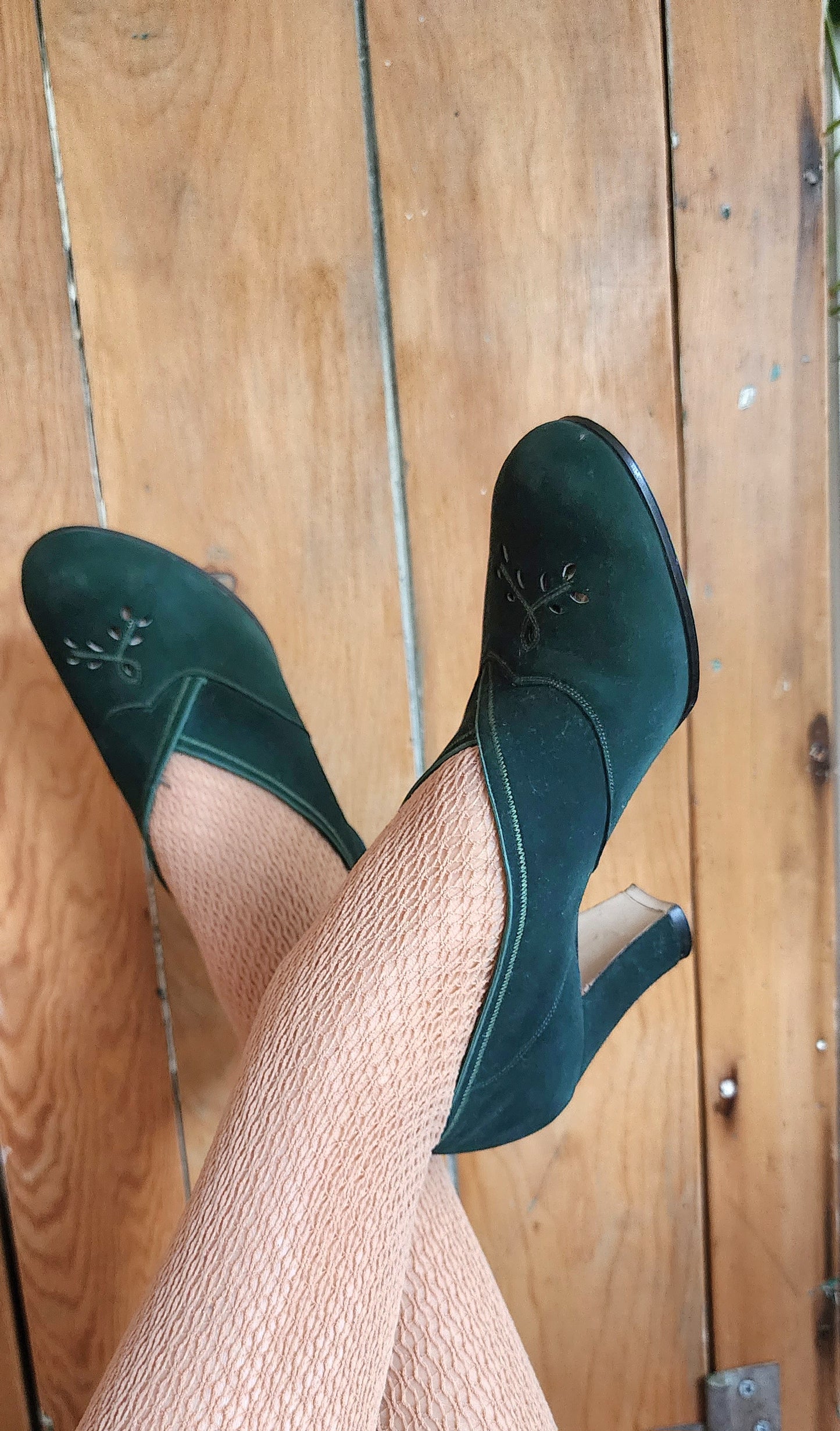 40s Green Suede Shoes High Heel Pumps by Walk Over size 5