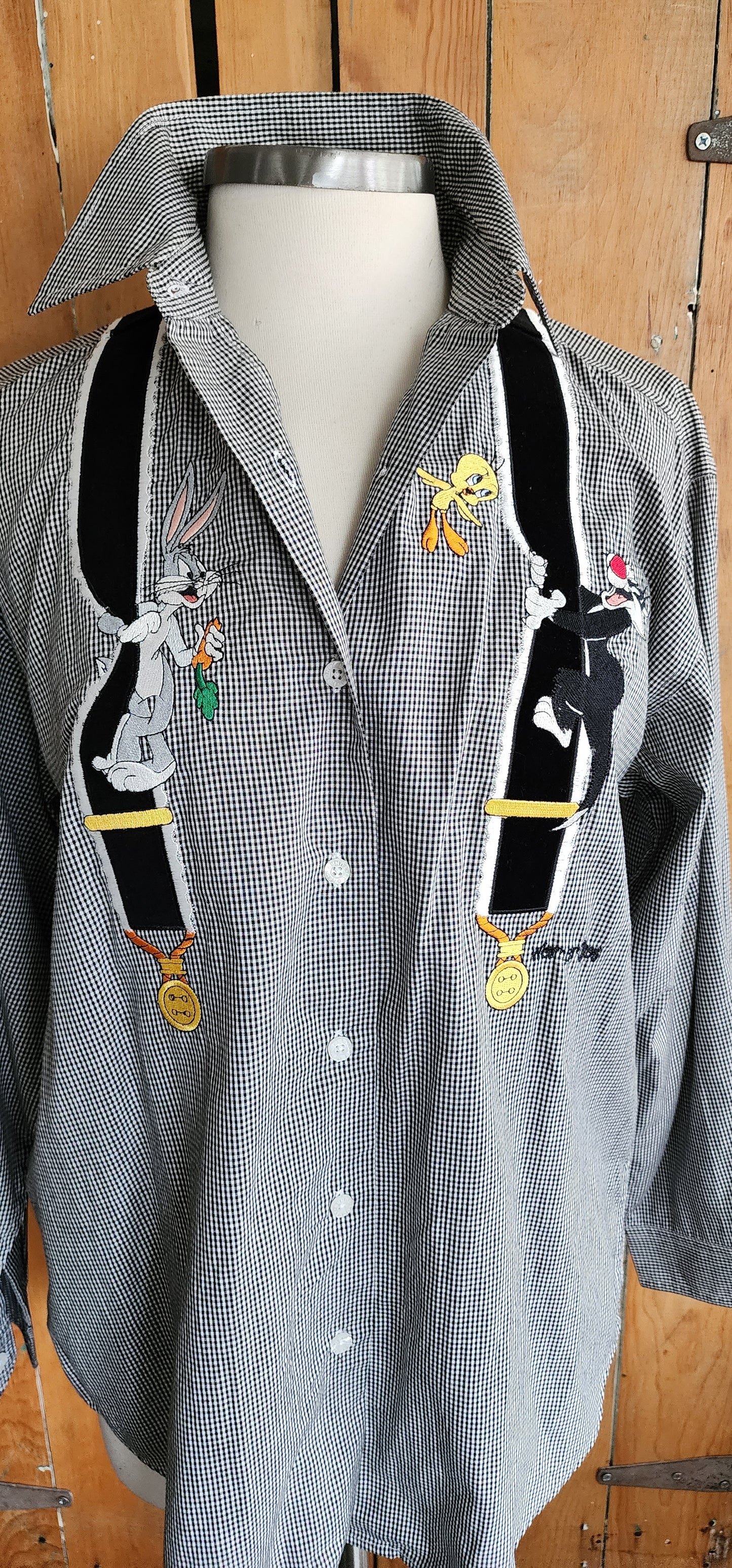 90s Warner Bros Shirt Button Down Checked Print Bugs Bunny Donald Duck