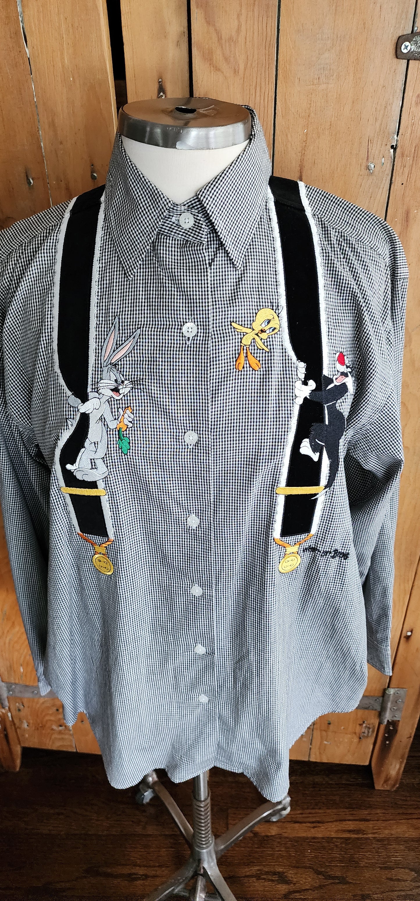 90s Warner Bros Shirt Button Down Checked Print Bugs Bunny Donald Duck