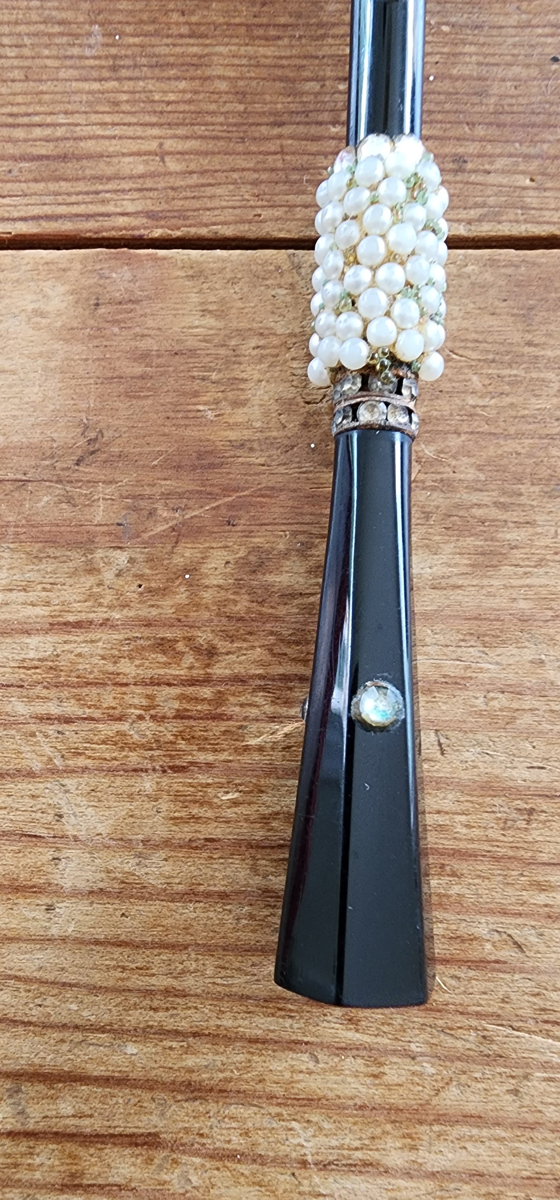 black cigarette holder 50s Black Cigarette Holder w/Rhinestones & Pearl Bead Austria – RareJule Vintage black cigarette holder 50s Black Cigarette Holder w/Rhinestones & Pearl Bead Austria – RareJule Vintage