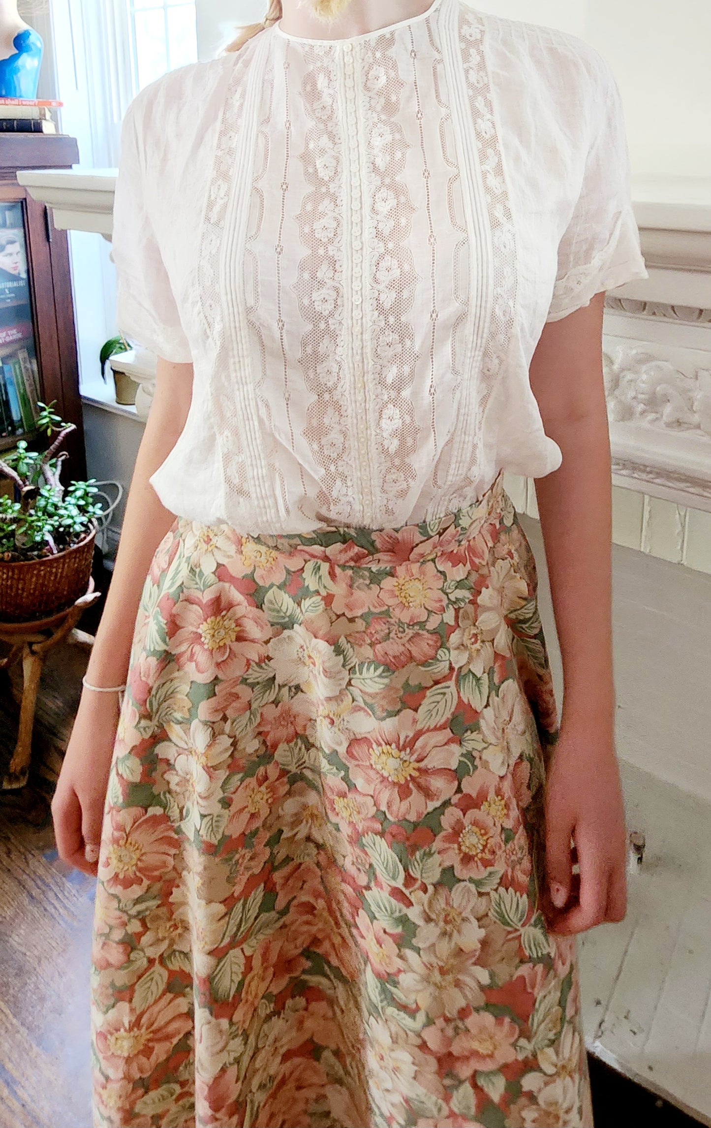 70s Skirt Pastel Floral Print Midi Length S