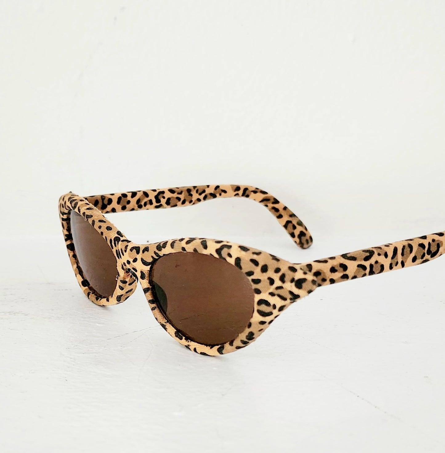 Vintage Cat Eye Sunglasses Leopard Print