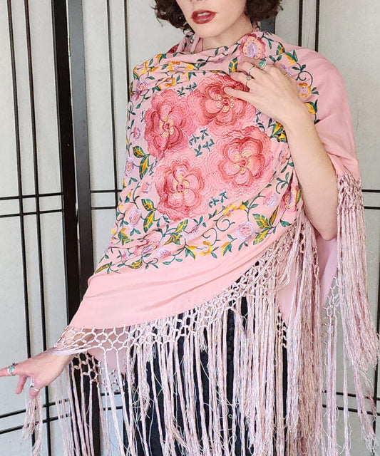 1920s Embroidered Pink Piano Shawl Handknot Border Fringe