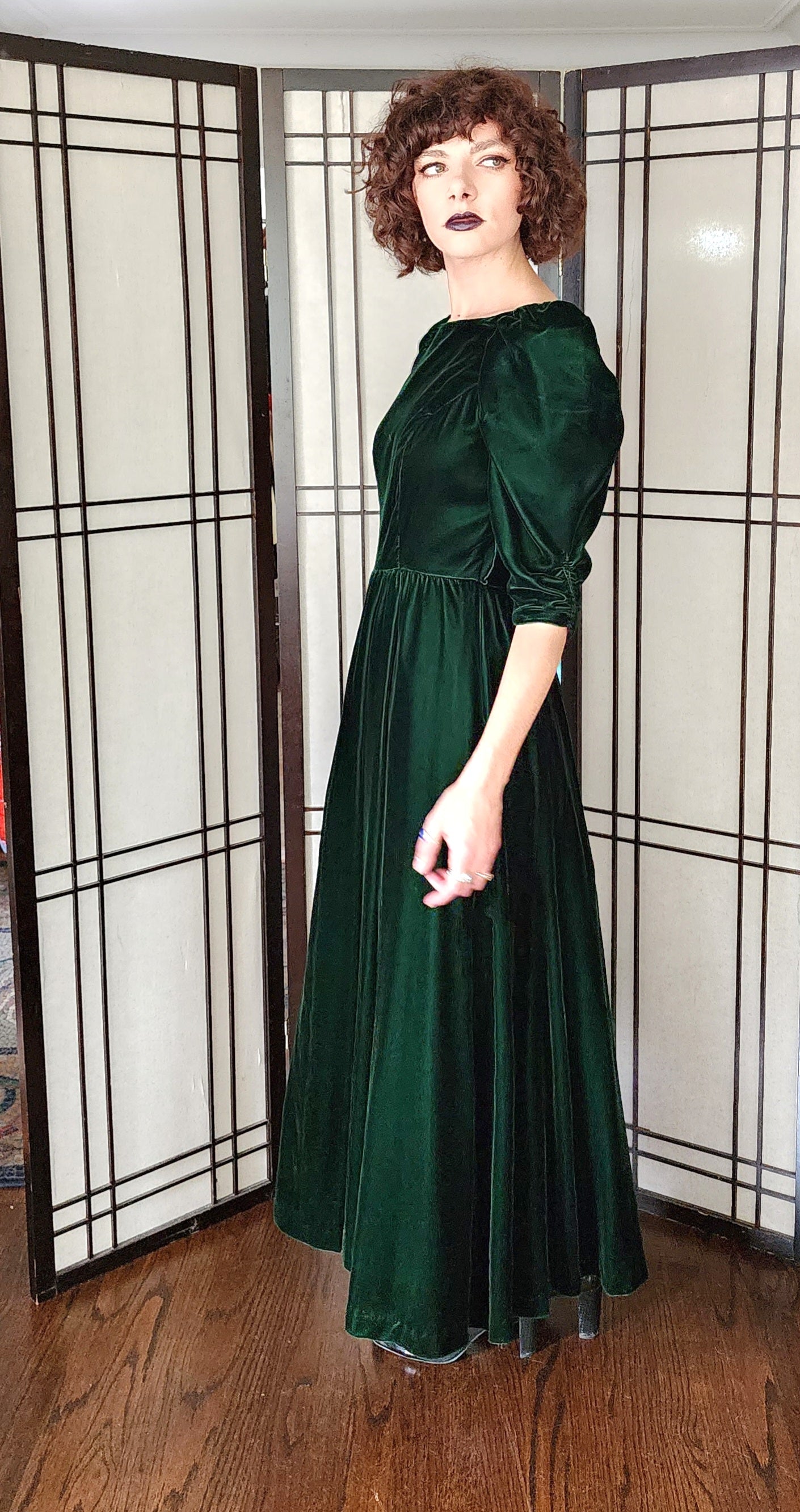 80s Green Velvet Dress Puffed Shoulders / Small