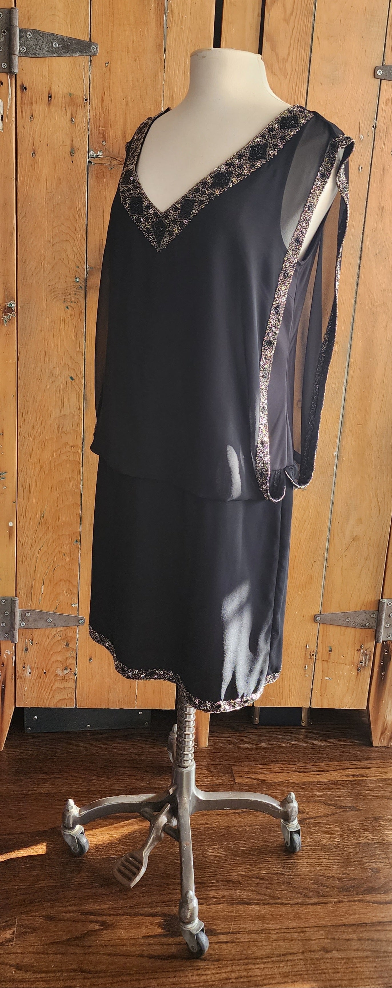 J Kara 20s Style Flapper Dress in Black w/Beading