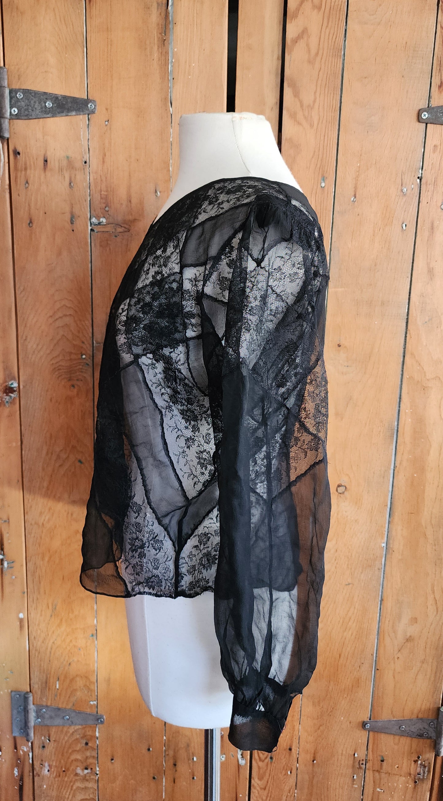 Vintage 30s Blouse Black Silk Lace Long Sleeved