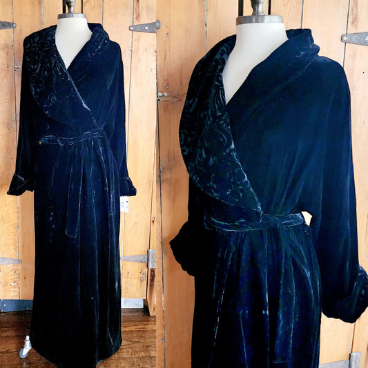 Vintage 80s Black Velvet Robe Coat Neiman Marcus Diamond Tea