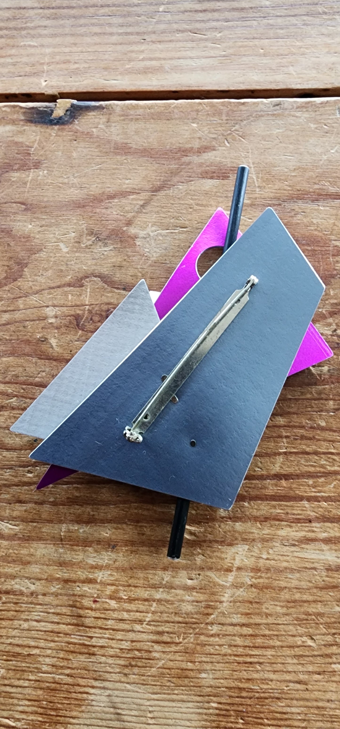80s Metal Brooch Memphis Design Purple Gray Oversized Pin
