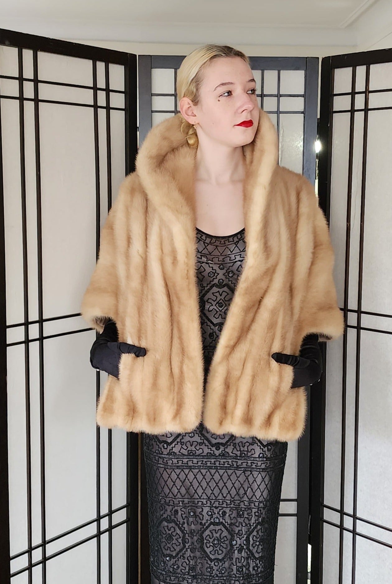 Vintage 50s Blonde Mink Fur Wrap Audrey Monogram
