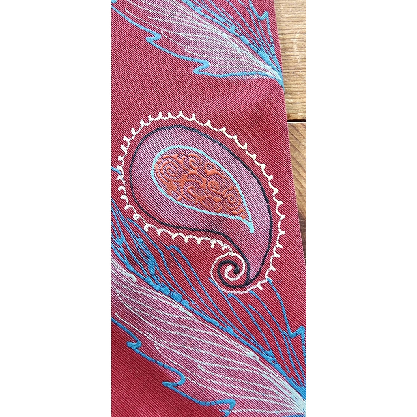 Vintage 40s Mens Tie Burgundy Red Handpainted Paisley Towncraft