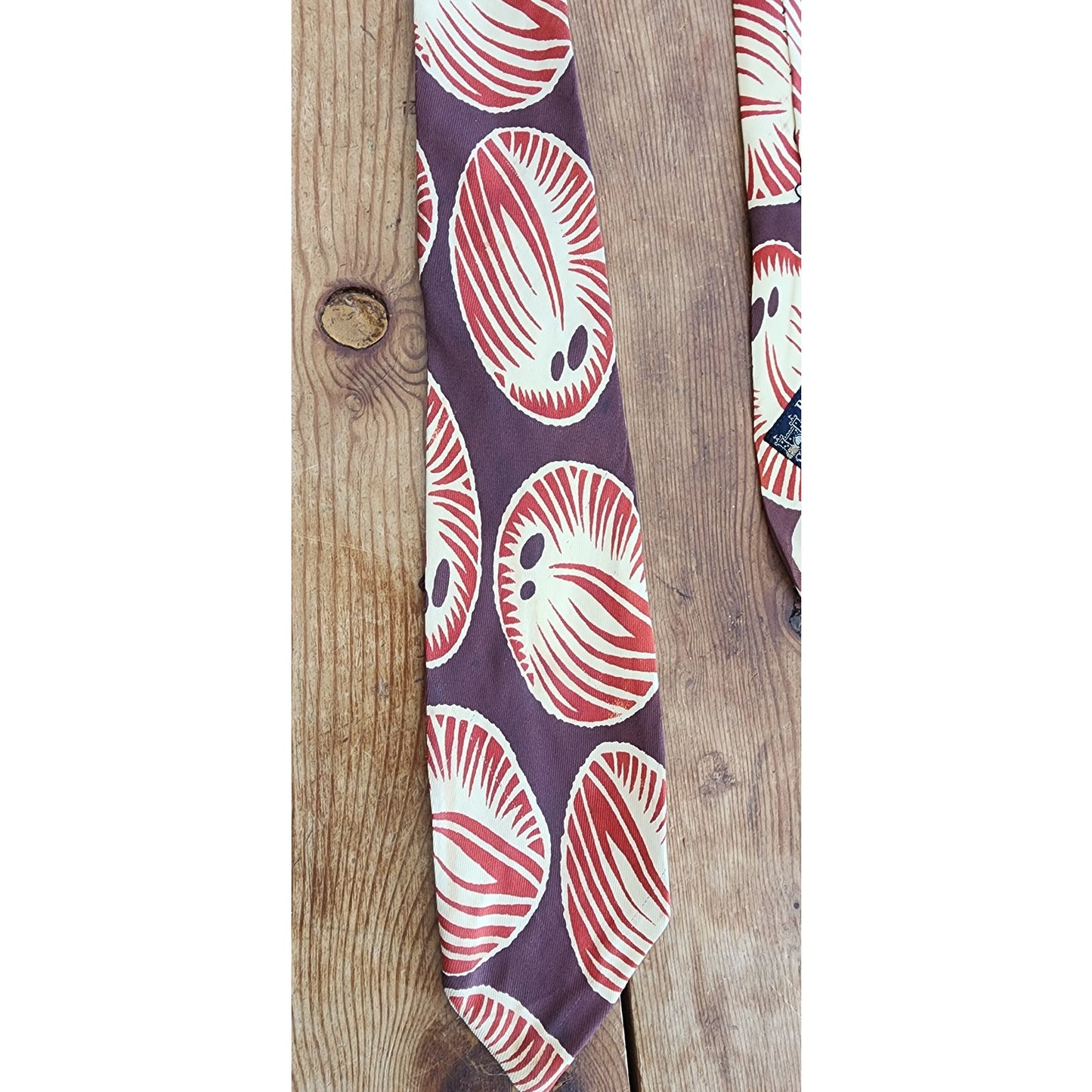 Vintage 40s Mens Tie Brown Red Abstract Coconut Fruit MCM Print Bond Style Manor