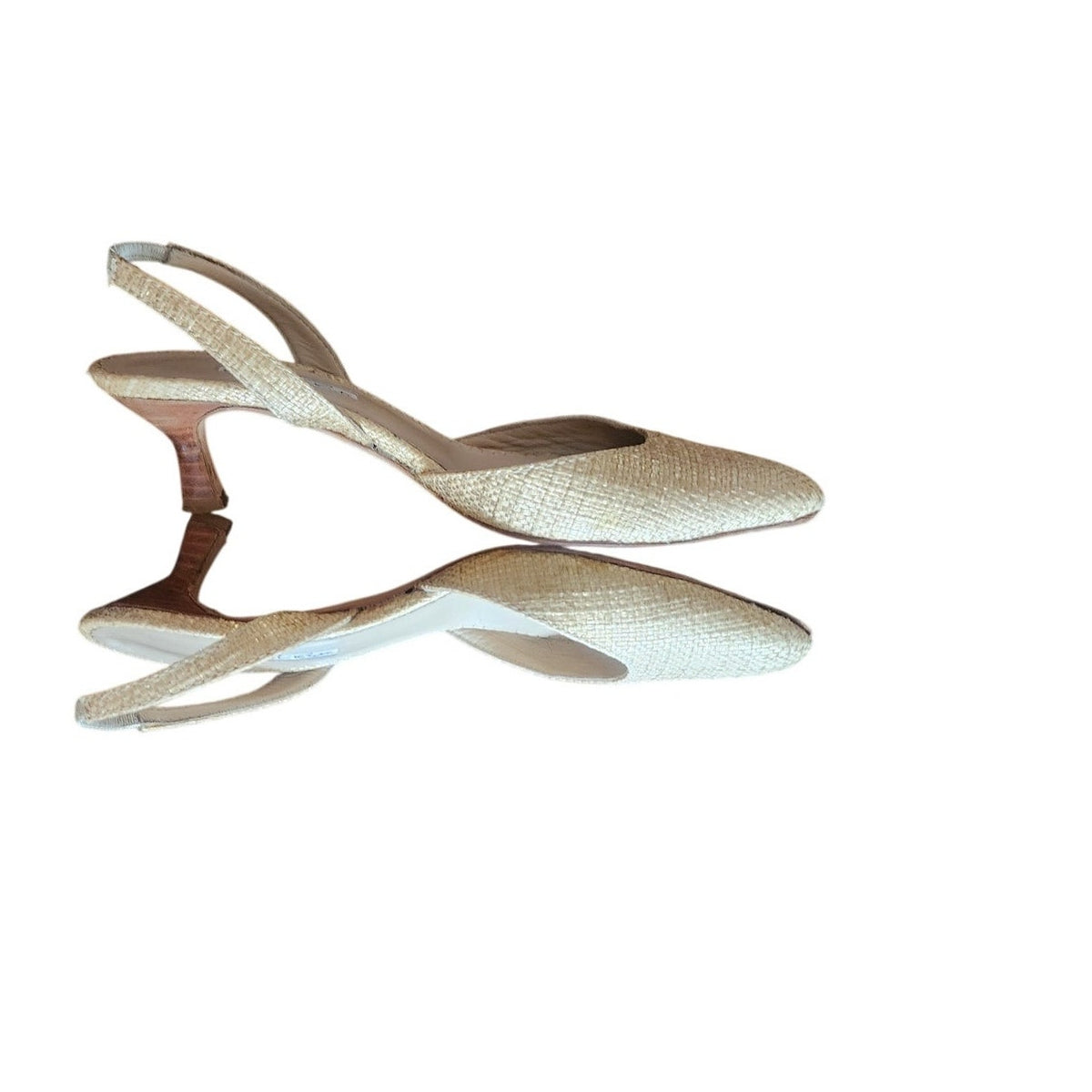 Vintage 1990s Oscar de la Renta Slingback Pumps 38 Beige Cream Gold Weave Texture Kitten Heels Shoes