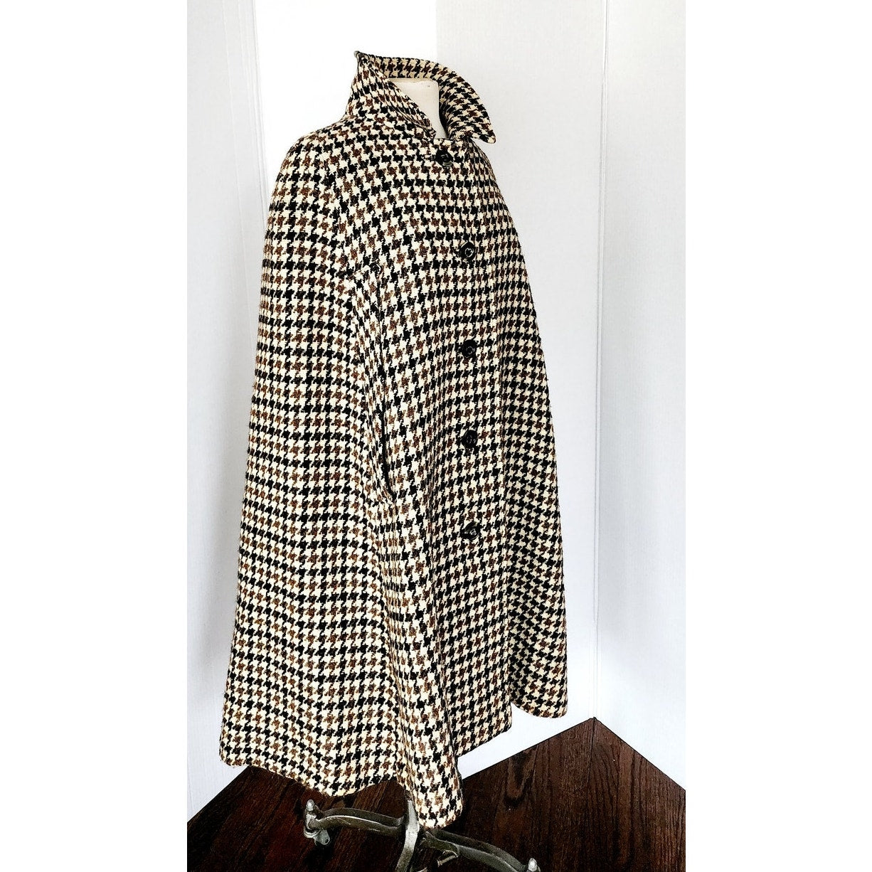 Vintage 60s Burberrys Cloak Cape Houndstooth Wool