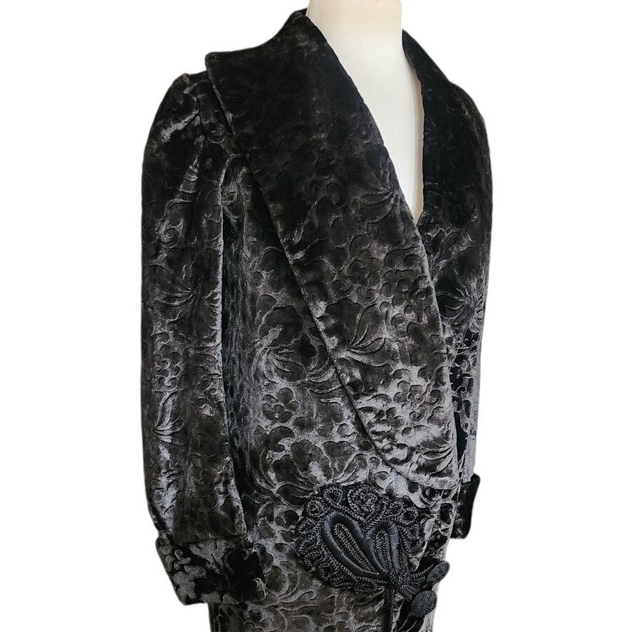 Antique 1910s 20s Edwardian Art Deco Black Textured Silk Velvet Opera Coat Frock Jacket with Silk Chord Knot Closure