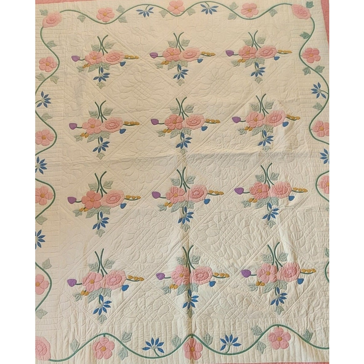 Vintage 30s 40s Quilt Appliqué Floral Bouquet with Swag Border Cheddar Cotton