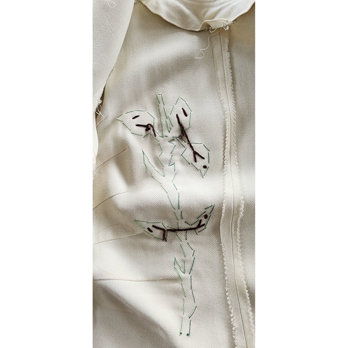 Vintage 40s Cream Top Green Leaf Applique