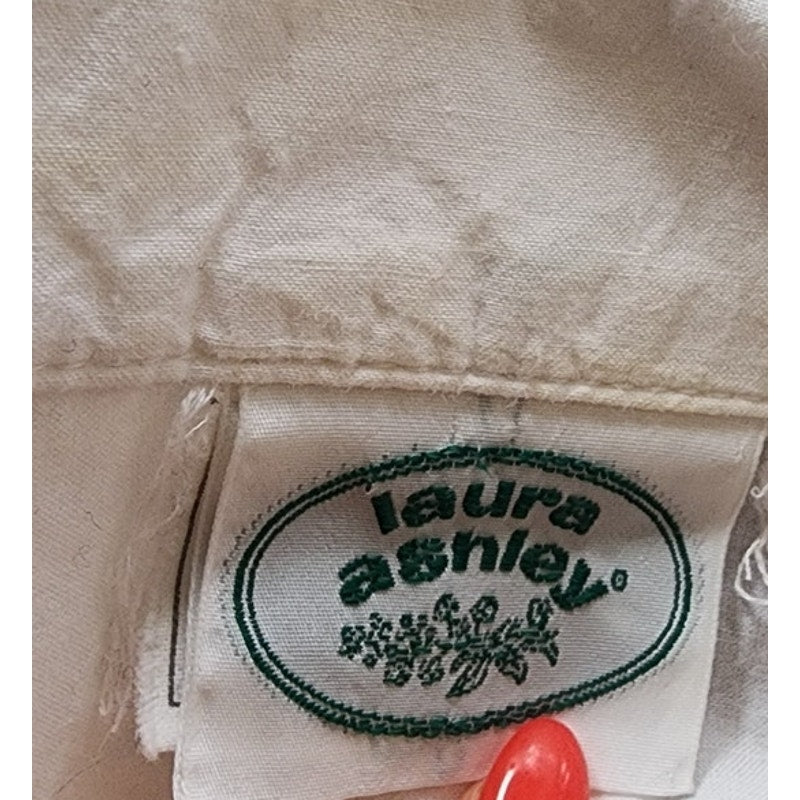 Vintage 80s LAURA ASHLEY White Ruffled Front Blouse Crochet Lace Button Down Shirt High Neckline