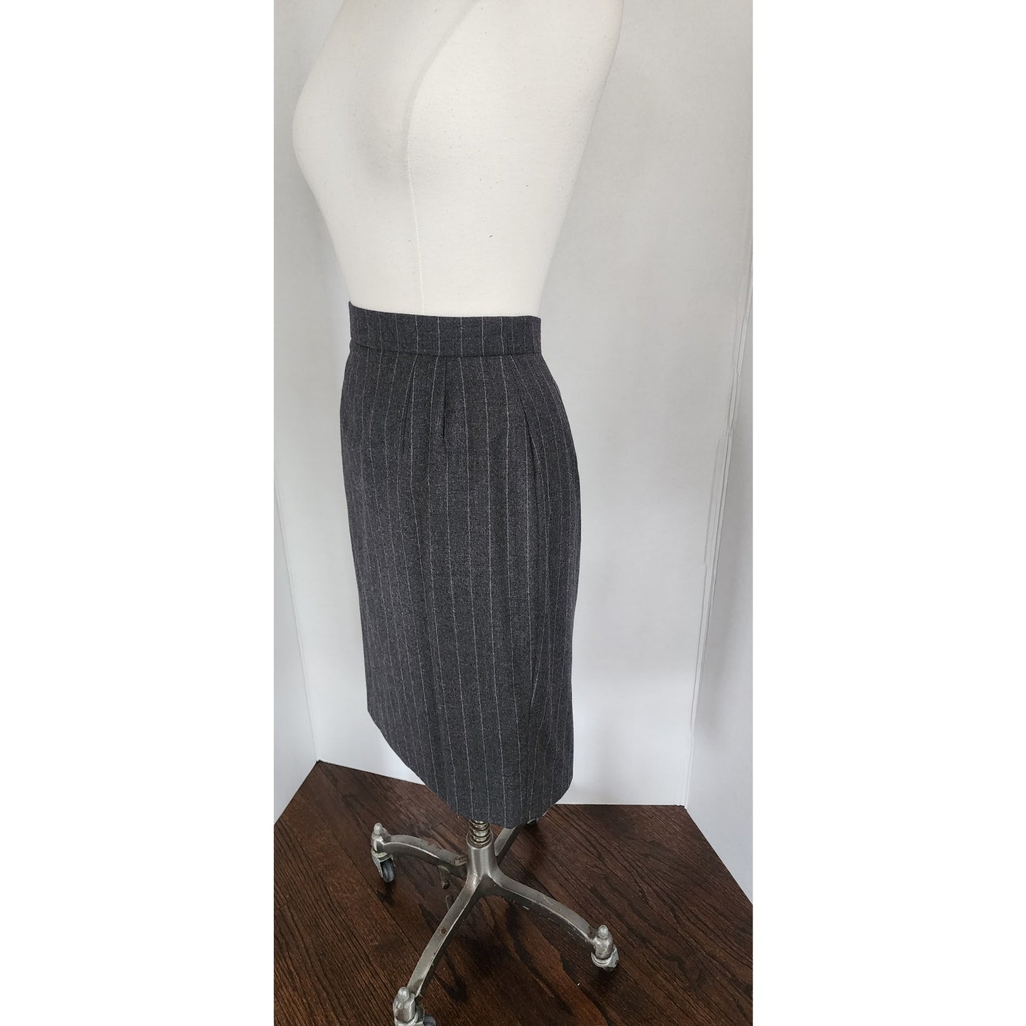 Vintage 90s Louis Feraud Pinstriped Skirt Gray Wool / M