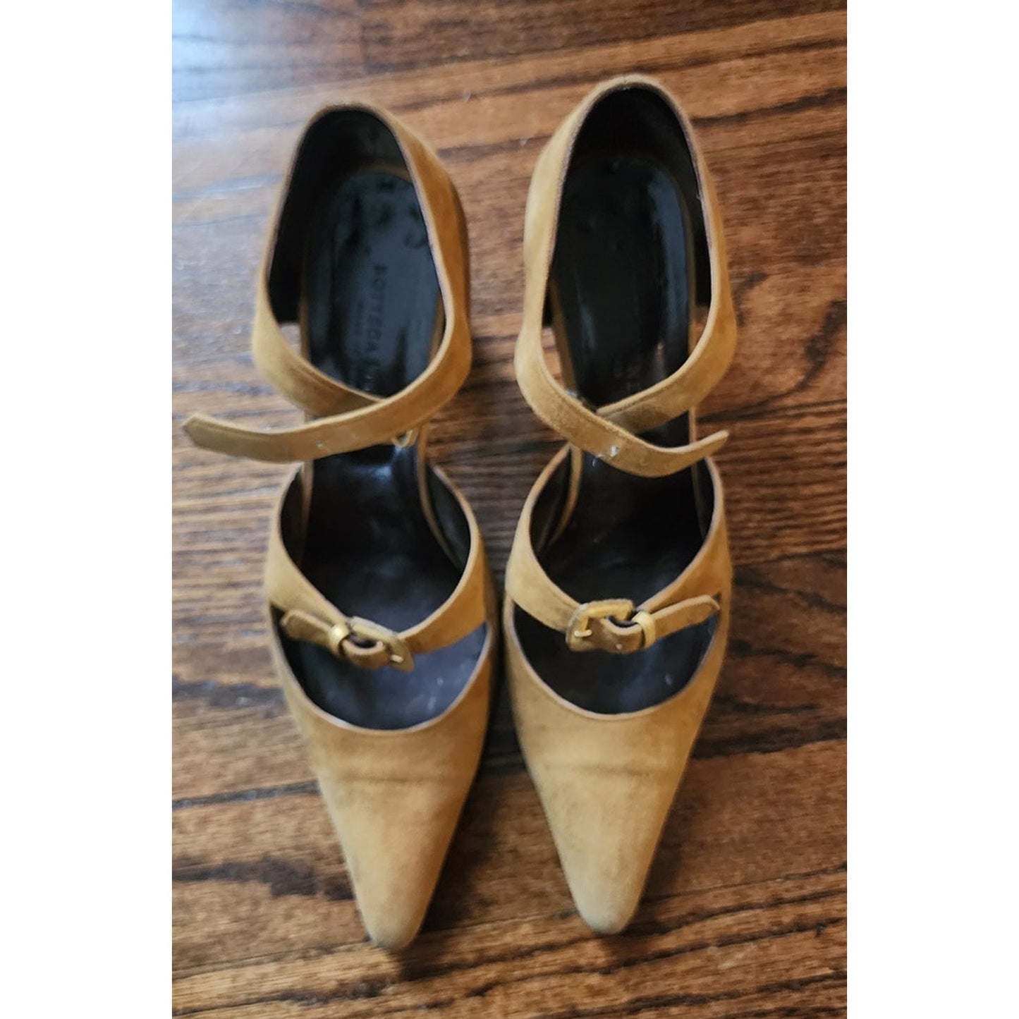 Vintage Bottega Veneta Shoes Mustard Yellow Suede Heels Dual Strap Buckle D'Orsay Pumps 7.5