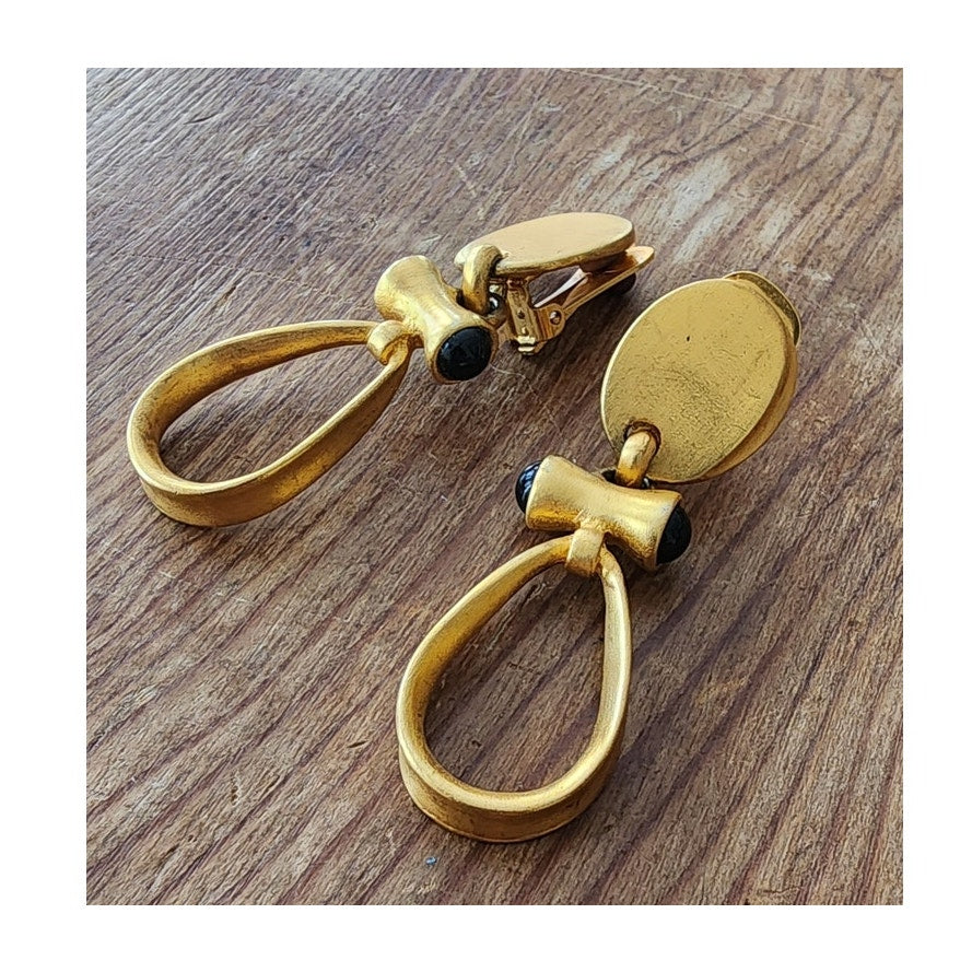 Vintage Gold and Black Teardrop Clip-On Earrings 80s 90s Etruscan Revival