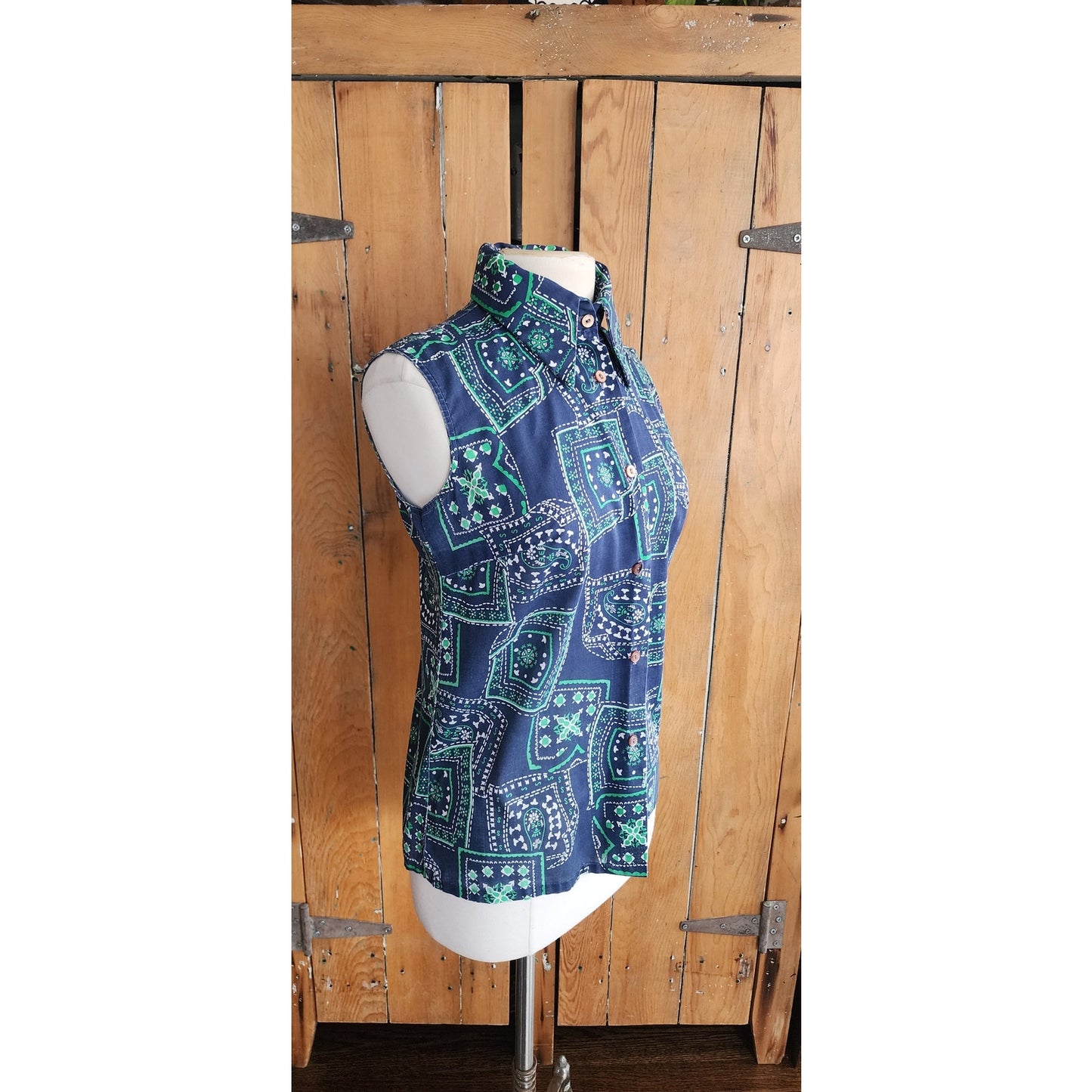 Vintage 70s  Sleeveless Top Bandana Print Blue Green / M