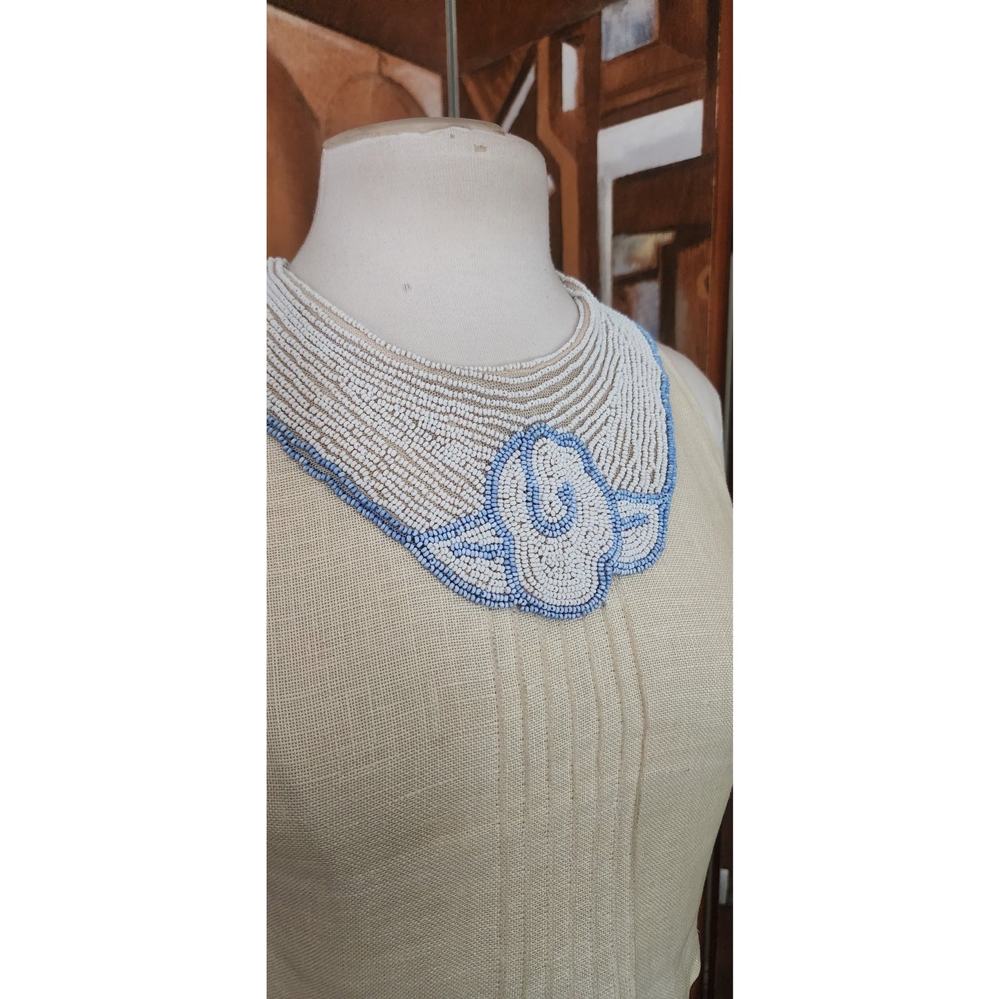 80s Krizia Top Cream Flax Linen Sleeveless Beaded Blue Rose Peter Pan Collar